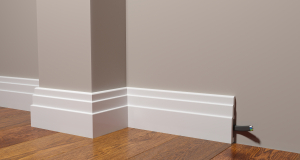 Плинтус Decor-Dizayn DD704